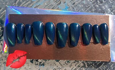 Customized Claws Press-On Nails in Cat Eye "