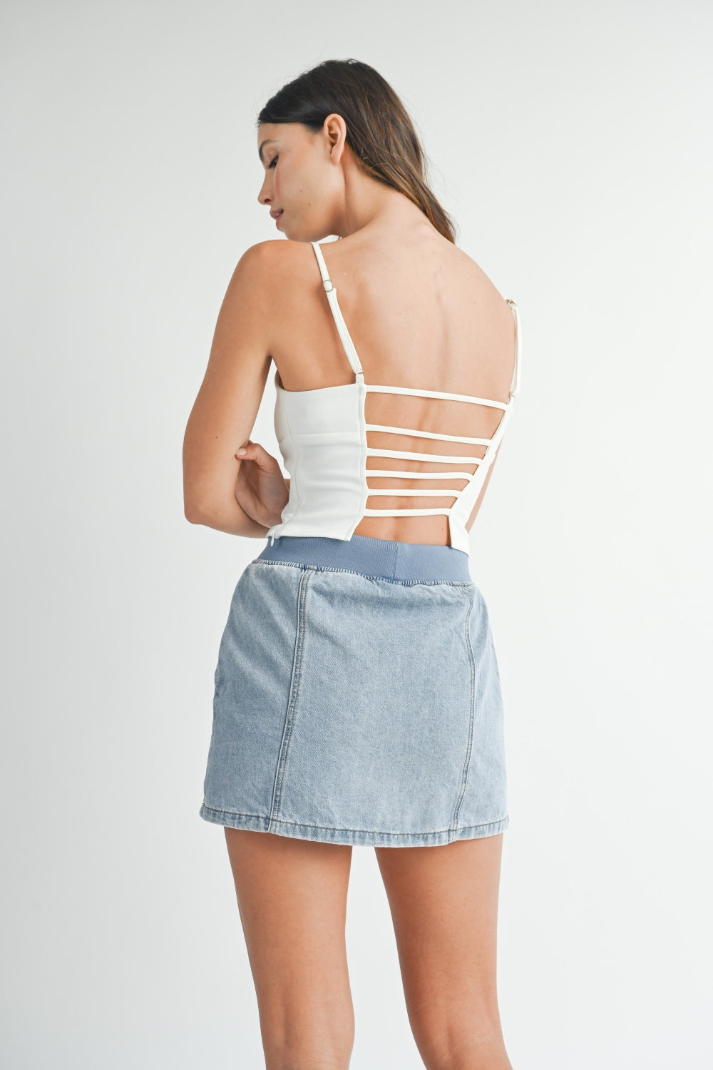 MABLE Strappy Back Cropped Cami Trendsi