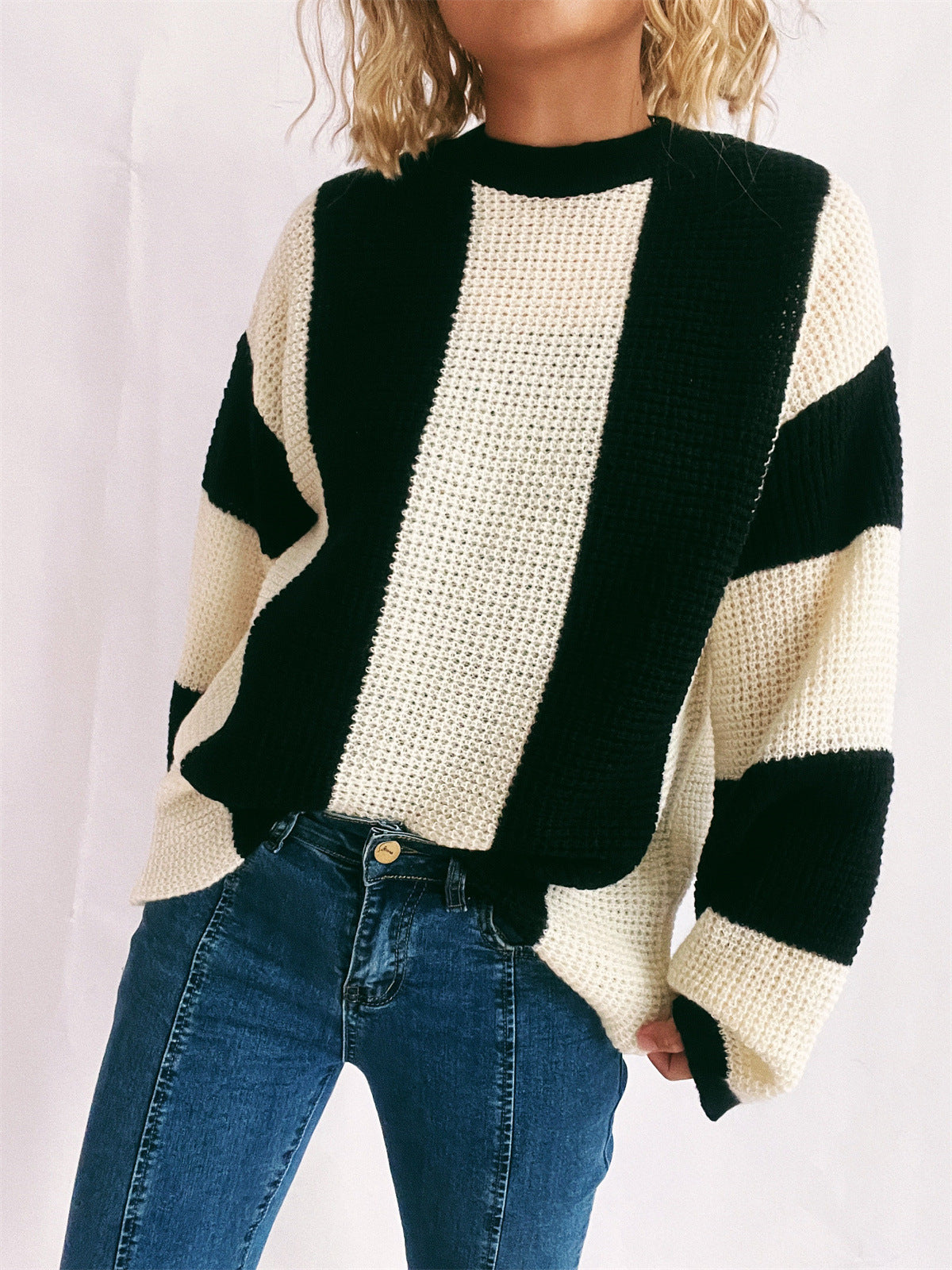 Color Block Round Neck Long Sleeve Sweater Trendsi