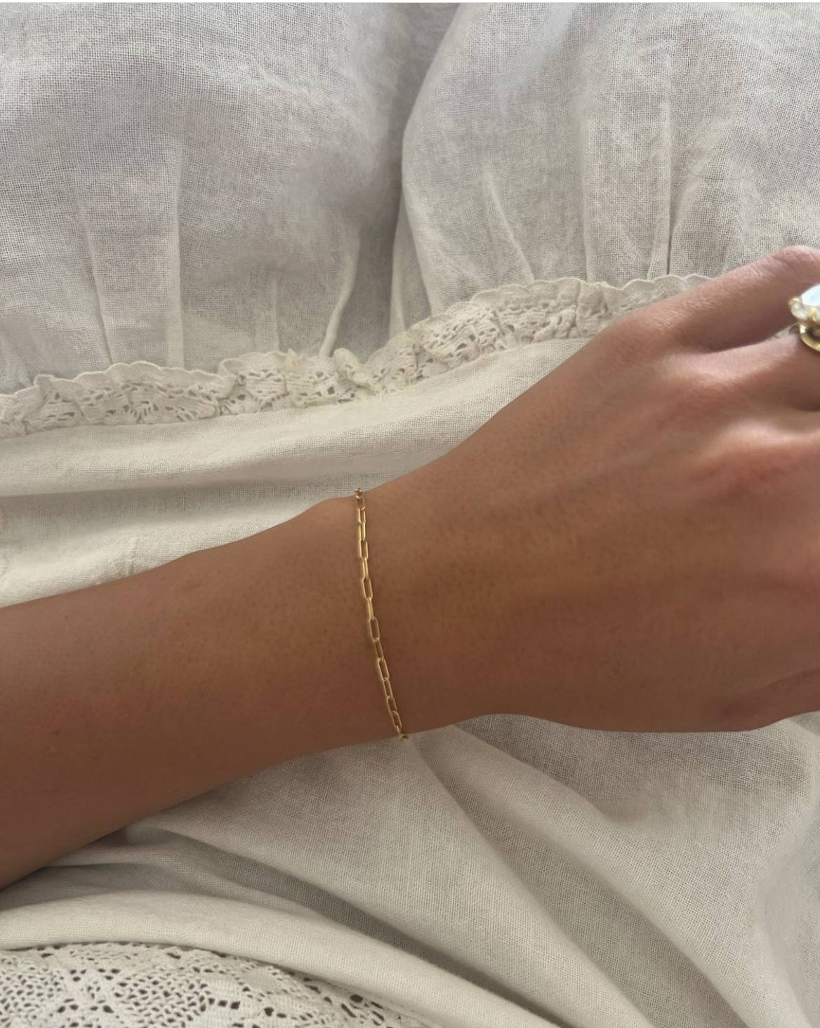 Dainty Paperclip Chain Bracelet Urth and Sea