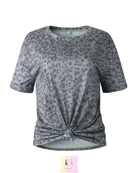 Round Neck Leopard Vintage Tee.