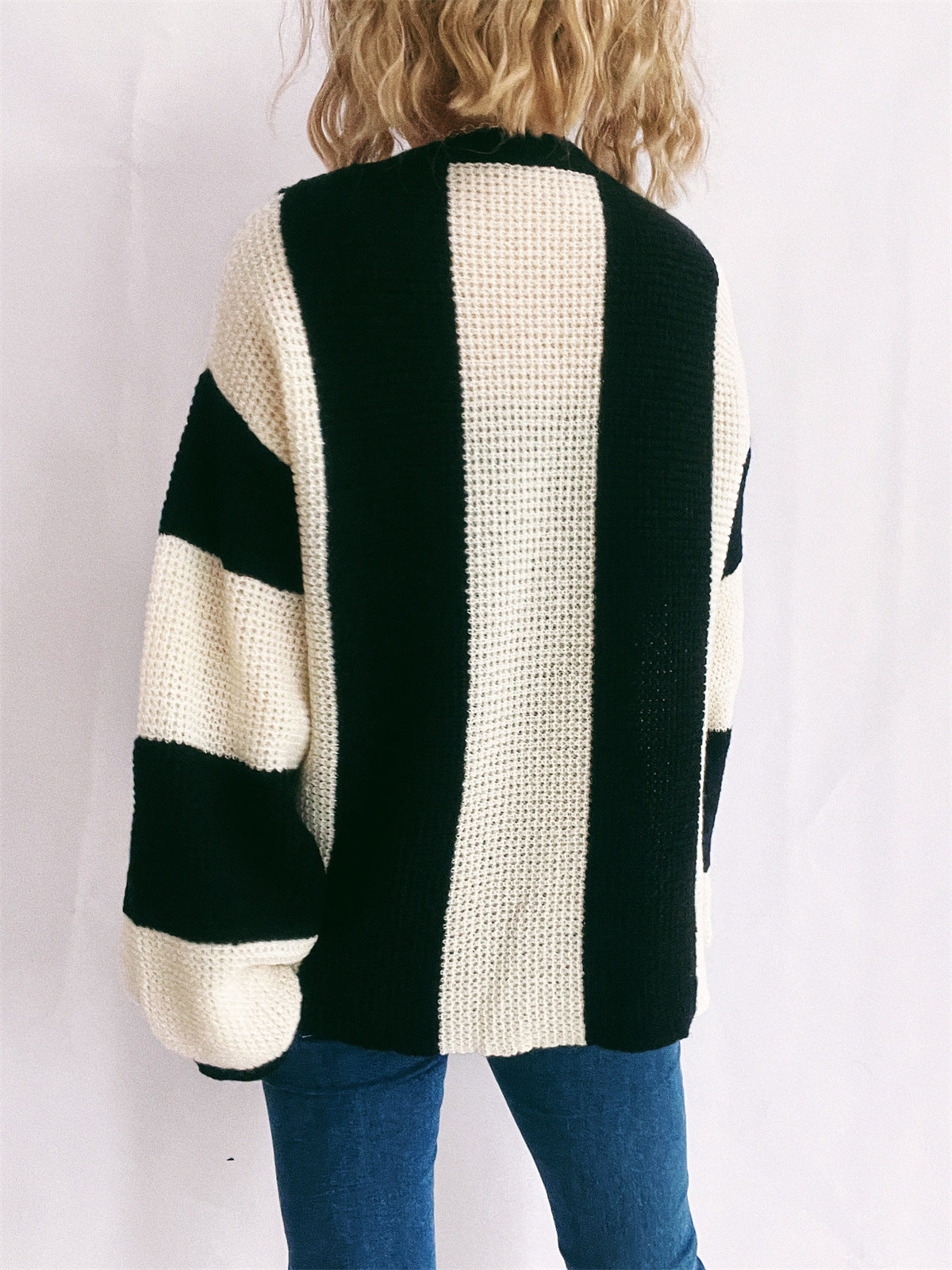 Color Block Round Neck Long Sleeve Sweater Trendsi