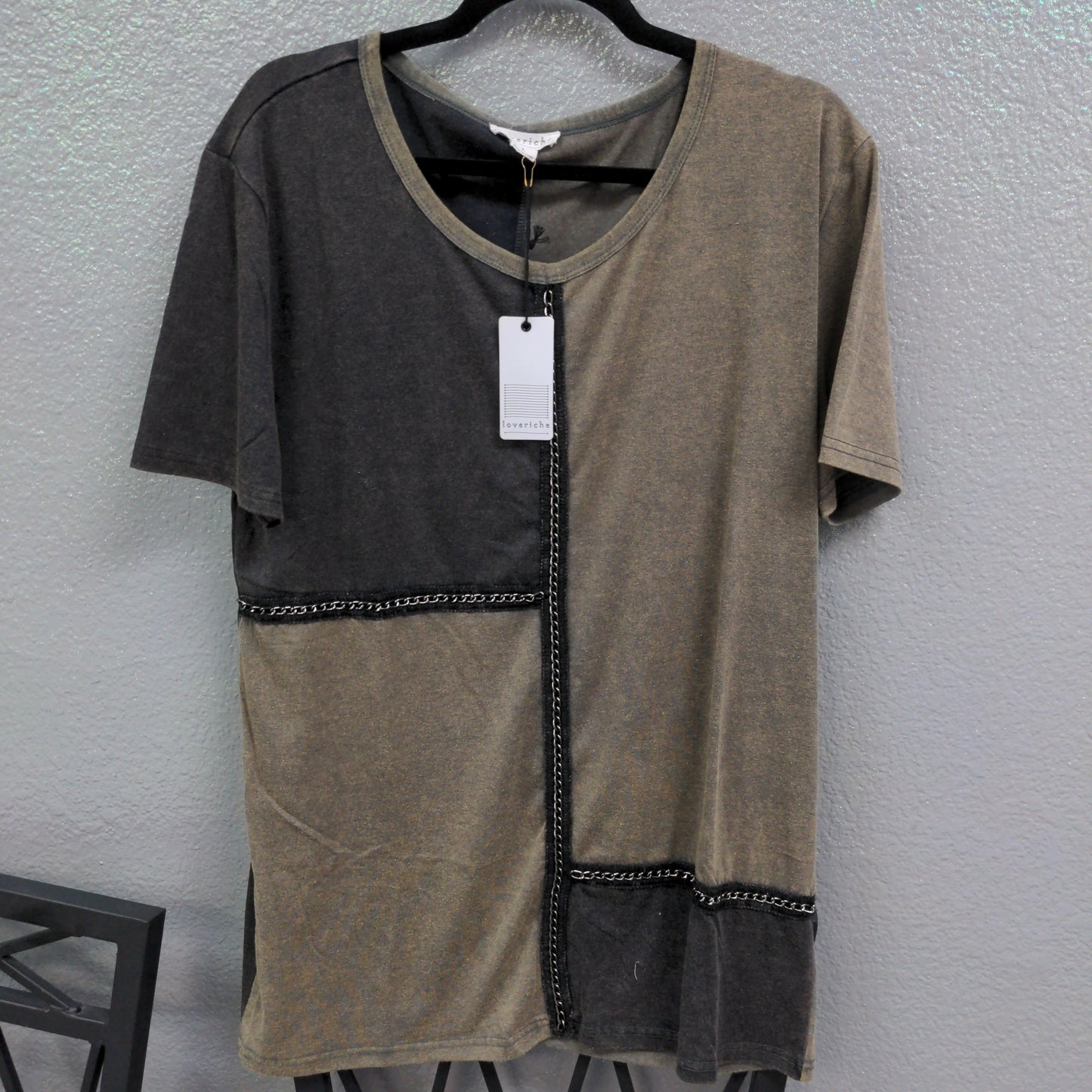 Chain Style Tee Haute Chocolate Boutique