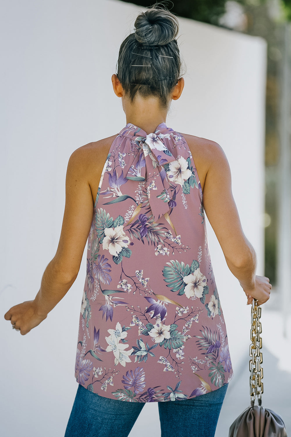 Floral Sleeveless Halter Neck Blouse.