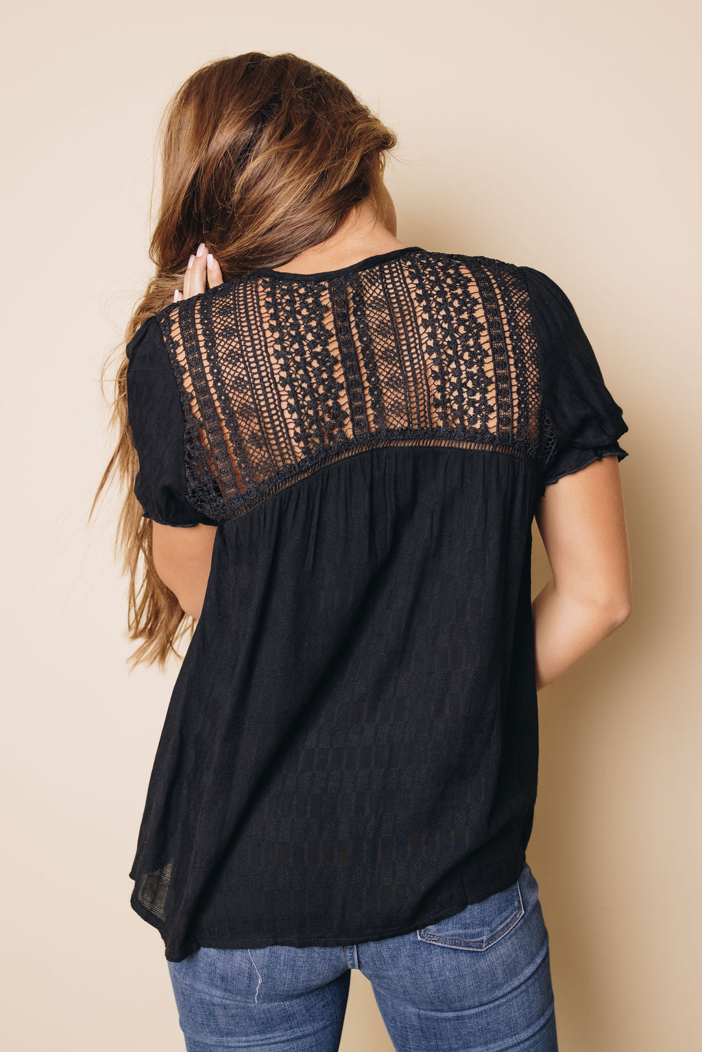 Darion Lace Crochet Shirt Stay Warm in Style